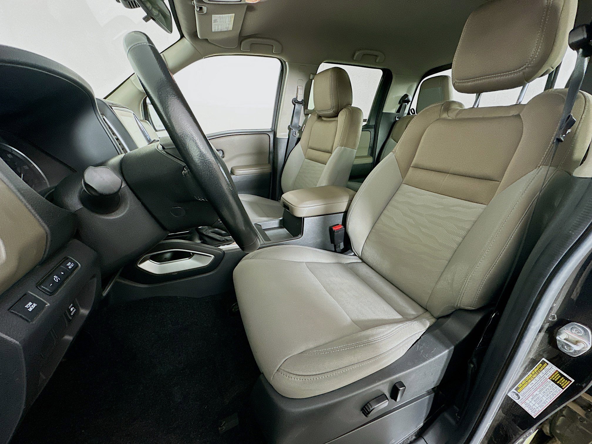 Used 2022 Nissan Frontier SV image 13