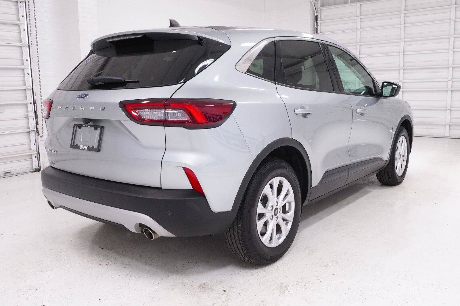 Used 2024 Ford Escape Active w/ Tech Pack #1 FWD image 29