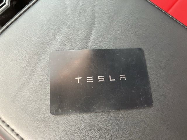 Used 2021 Tesla Model Y Long Range image 37