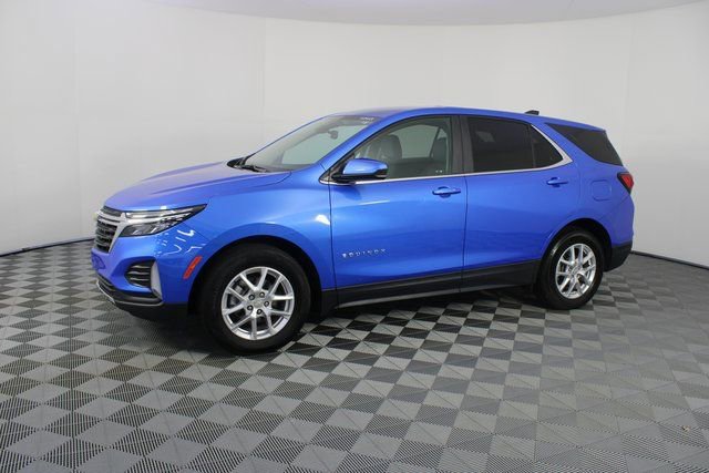 Used 2024 Chevrolet Equinox LT image 2