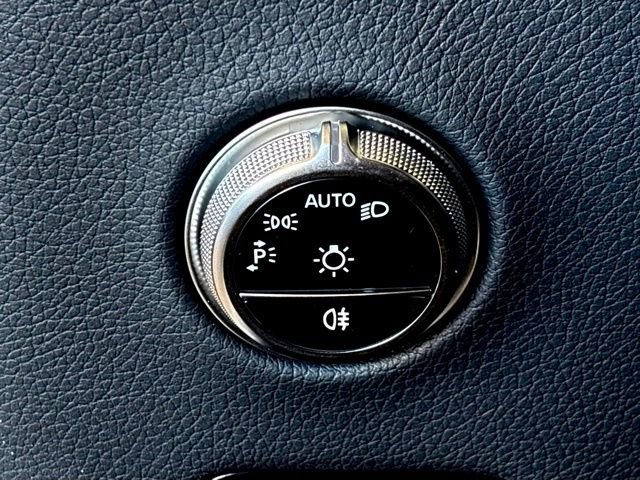 Used 2026 Mercedes-Benz GLC 300 4MATIC image 20