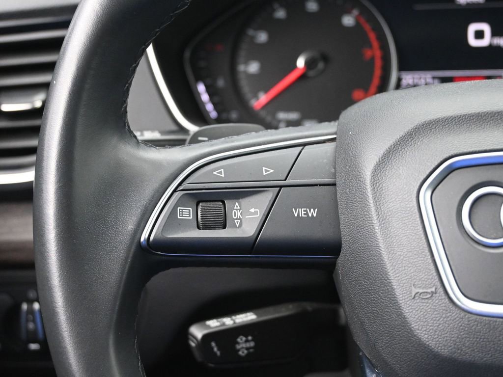 Used 2022 Audi Q5 2.0T Premium w/ Convenience Package image 14
