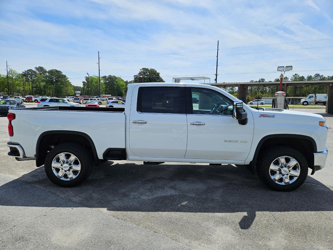 Used 2020 Chevrolet Silverado 2500 LTZ w/ LTZ Plus Package AWD/4WD image 7
