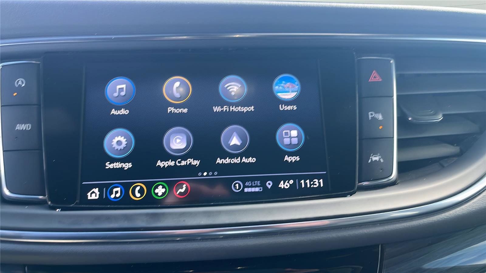 Used 2023 Buick Enclave Essence w/ Sport Touring Edition image 11