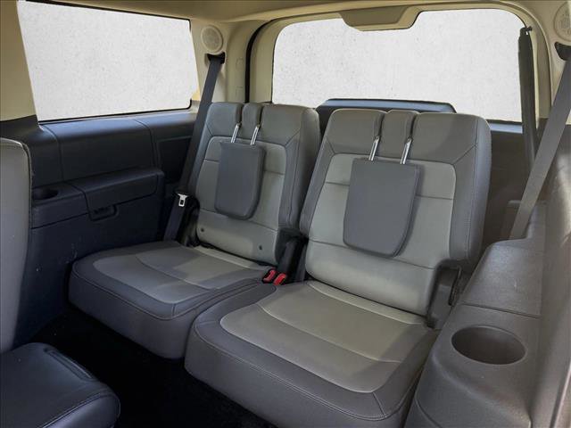Used 2016 Ford Flex Limited w/ Equipment Group 301A FWD image 19
