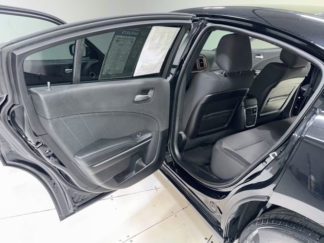 Used 2019 Dodge Charger SXT RWD image 22