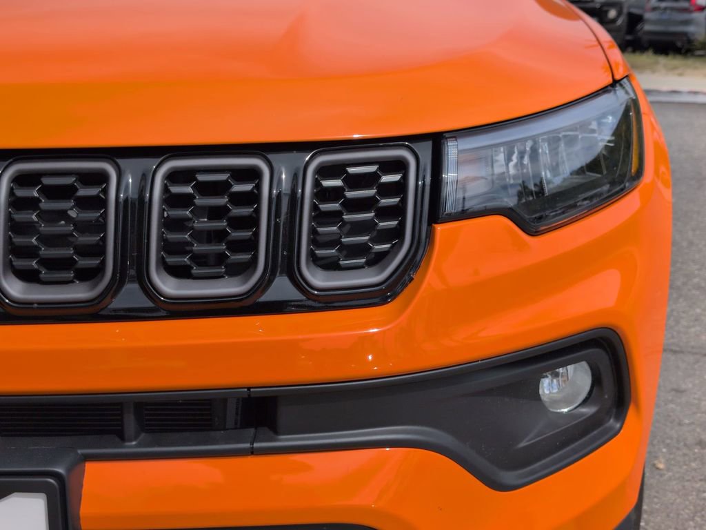 New 2026 Jeep Compass Latitude AWD/4WD image 10