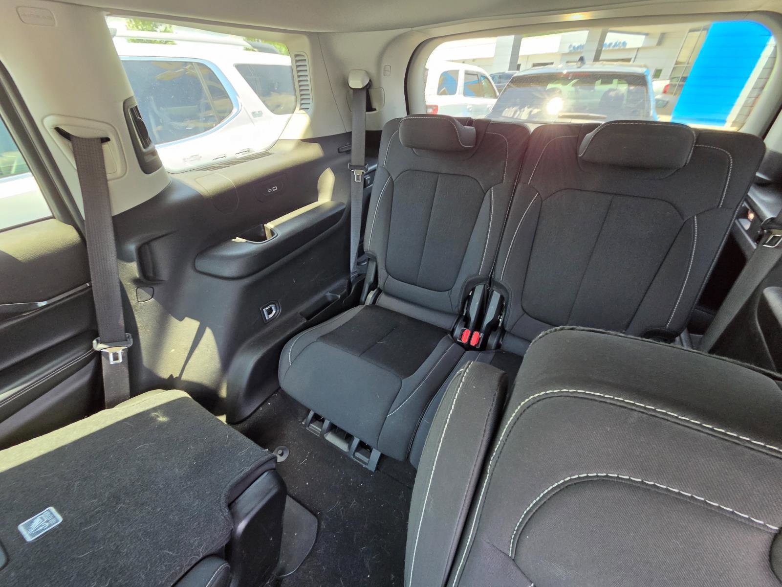 Used 2022 Jeep Grand Cherokee L Laredo w/ Luxury Tech Group I AWD/4WD image 9