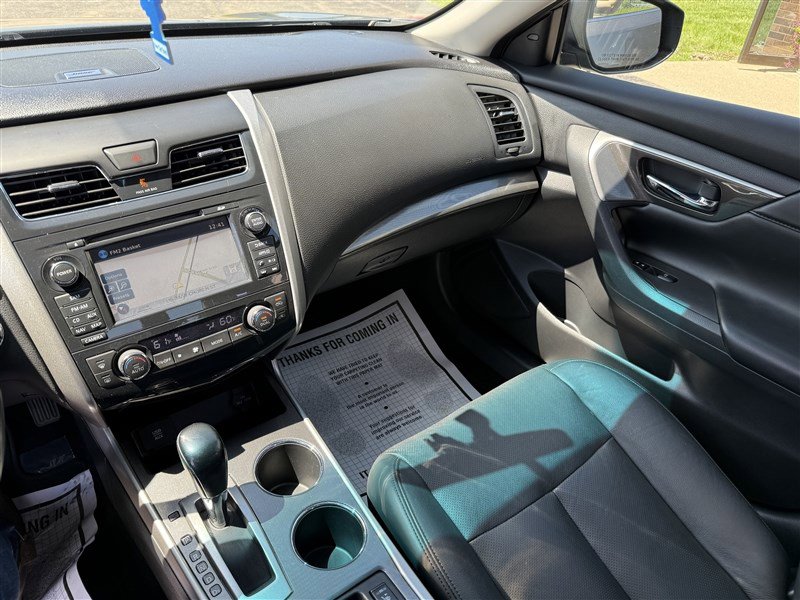 Used 2015 Nissan Altima 3.5 SL FWD image 8