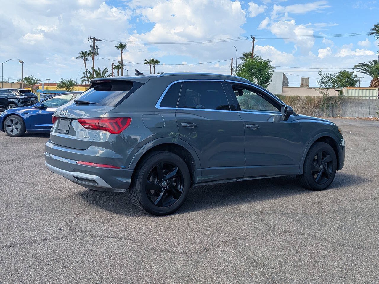 Used 2020 Audi Q3 2.0T Premium AWD/4WD image 3