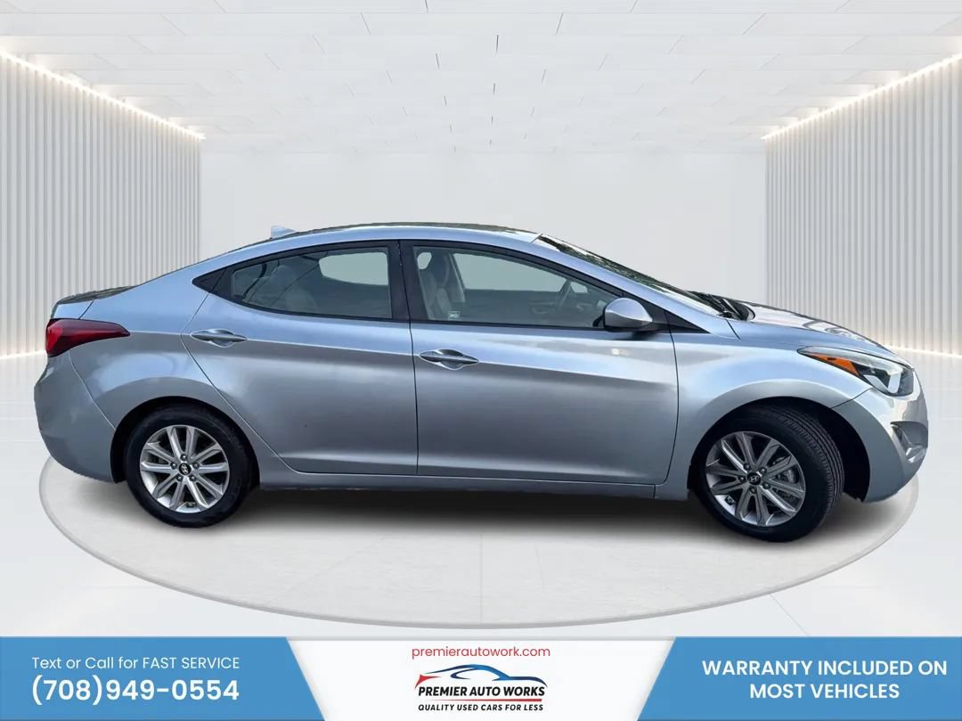 Used 2016 Hyundai Elantra SE w/ Option Group 02 FWD image 8