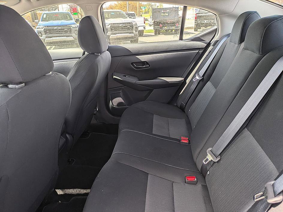 Used 2025 Nissan Sentra SV image 26
