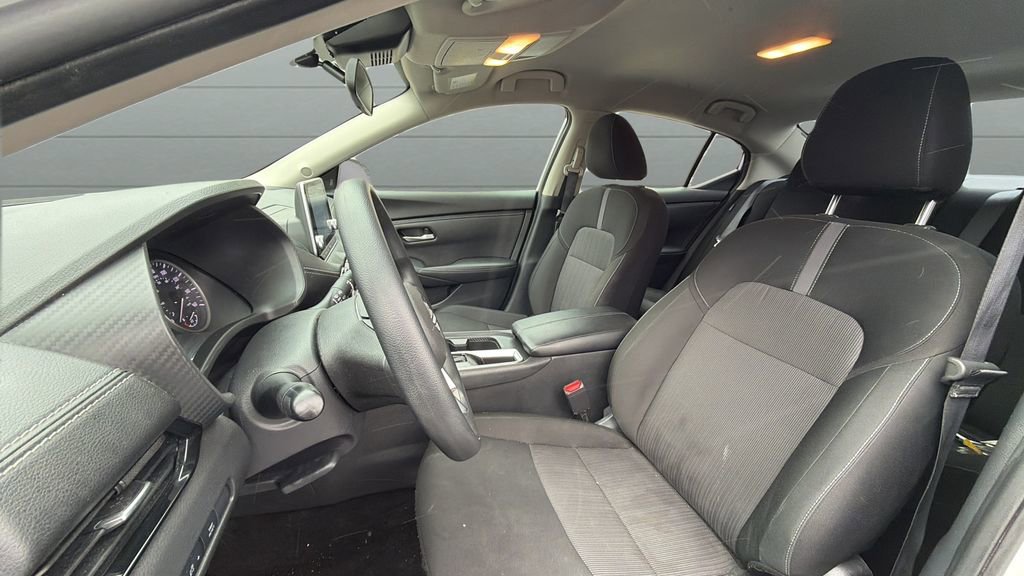 Used 2025 Nissan Sentra SV image 23