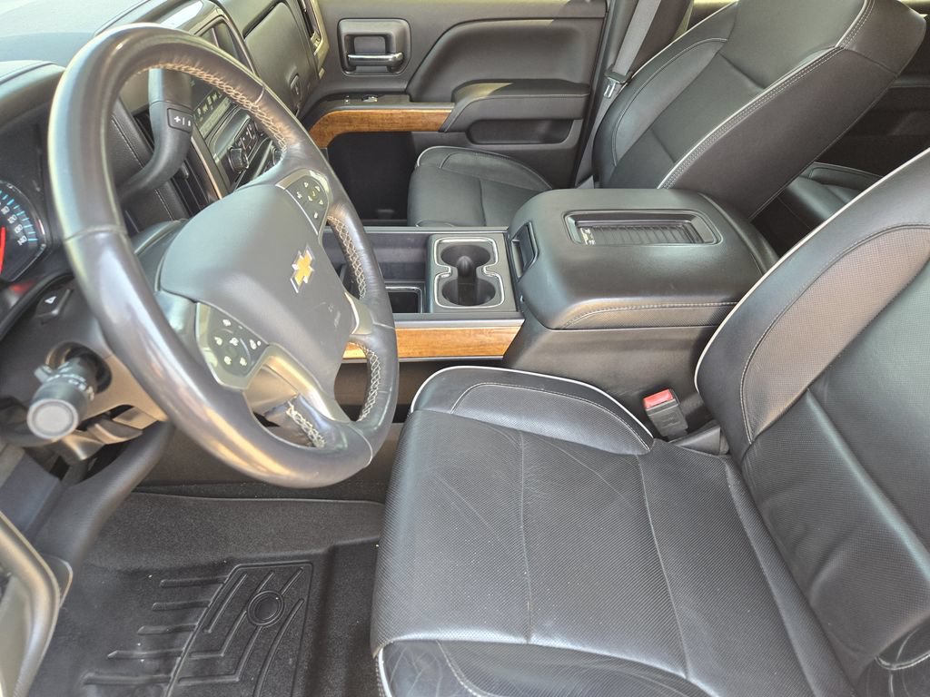 Used 2018 Chevrolet Silverado 2500 High Country w/ Duramax Plus Package AWD/4WD image 14