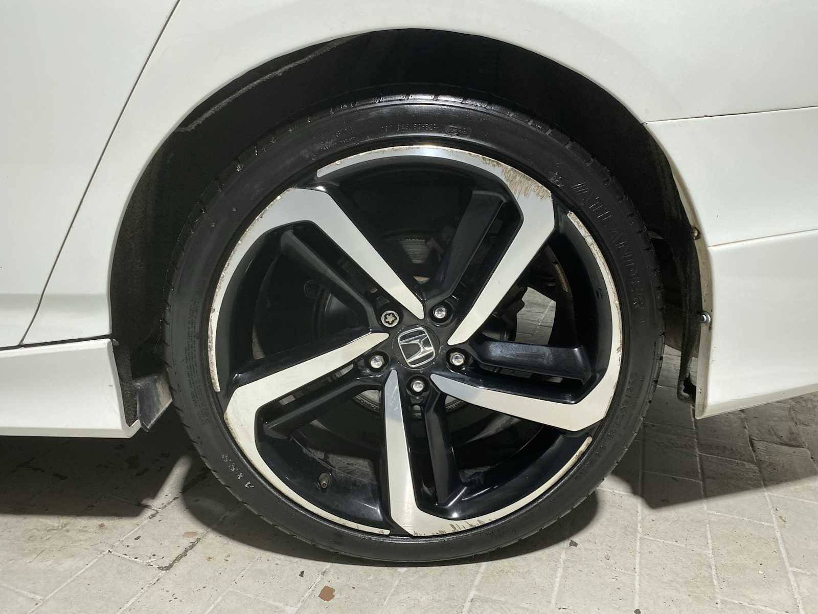 Used 2019 Honda Accord Sport image 8