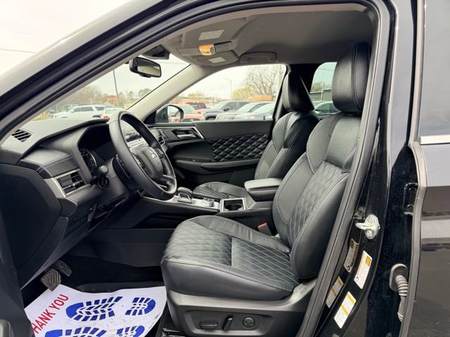 Used 2022 Mitsubishi Outlander SEL image 16