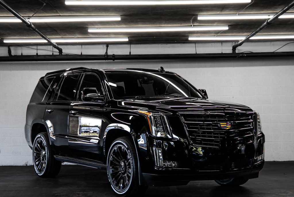 Used 2020 Cadillac Escalade Platinum RWD image 7