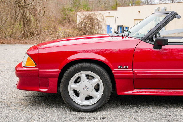 Used 1989 Ford Mustang GT RWD image 4