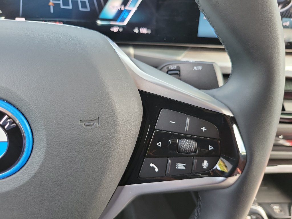 Used 2025 BMW i4 eDrive40 RWD image 35