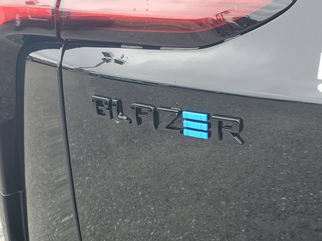 New 2025 Chevrolet Blazer EV LT FWD image 7
