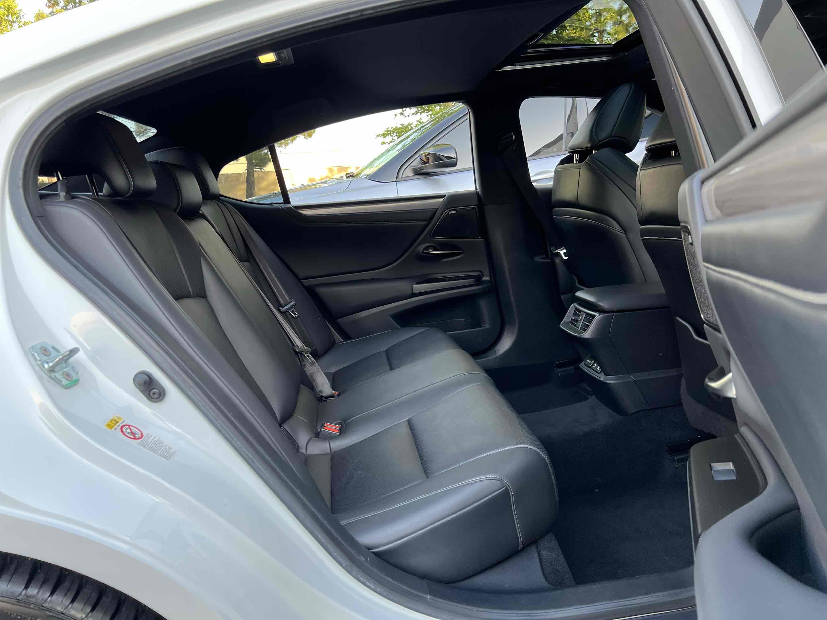 Used 2019 Lexus ES 350 F Sport w/ Accessory Package 2 FWD image 38