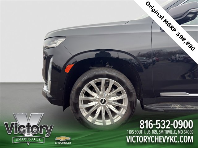 Used 2024 Cadillac Escalade Premium Luxury w/ LPO, Floor Liner Package image 20