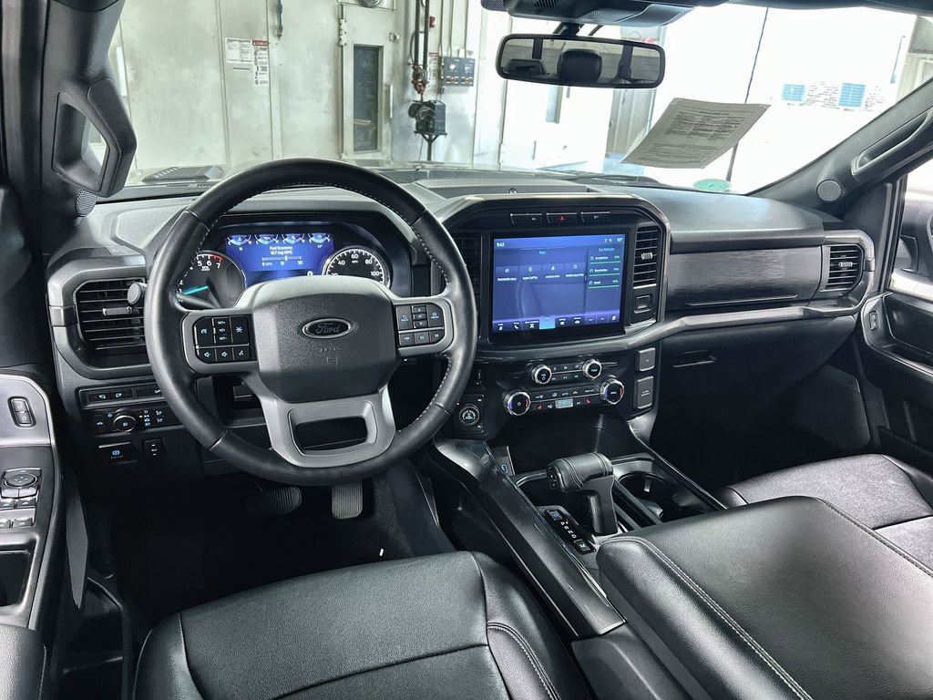 Used 2022 Ford F150 XLT w/ Equipment Group 302A High image 18