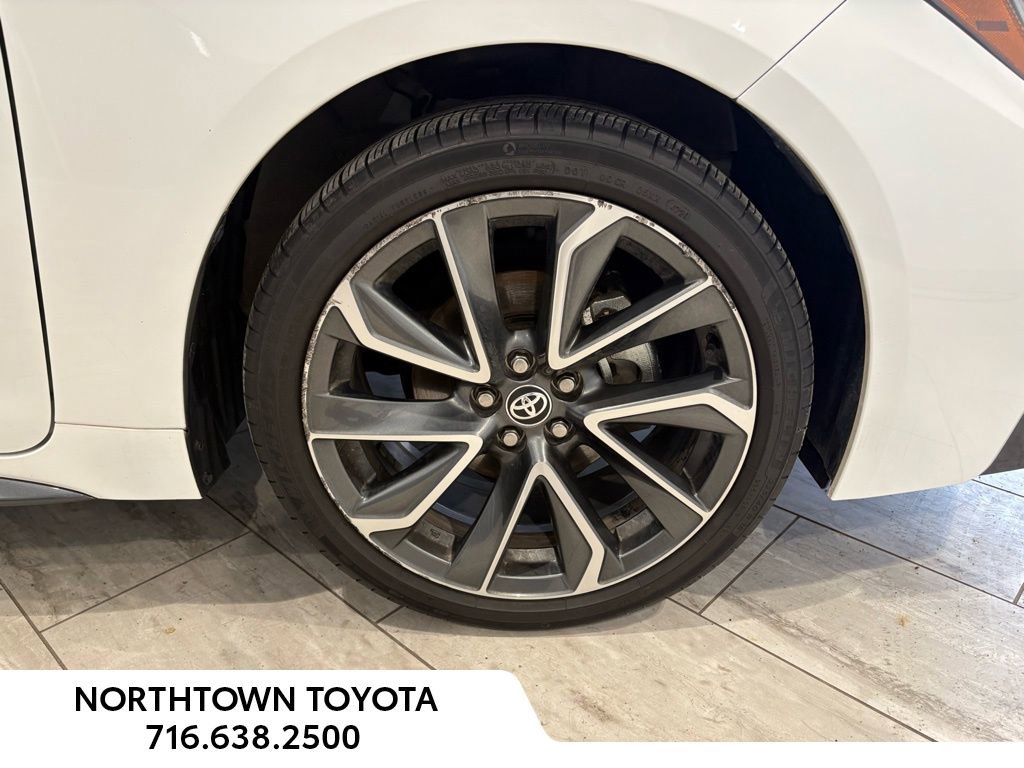 Used 2021 Toyota Corolla SE w/ Carpet Mat Package (TMS) image 30