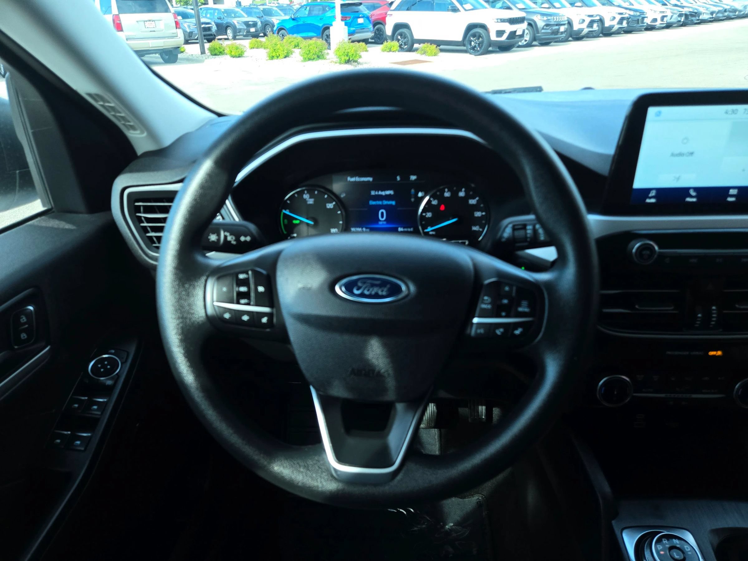 Used 2022 Ford Escape SE FWD image 14