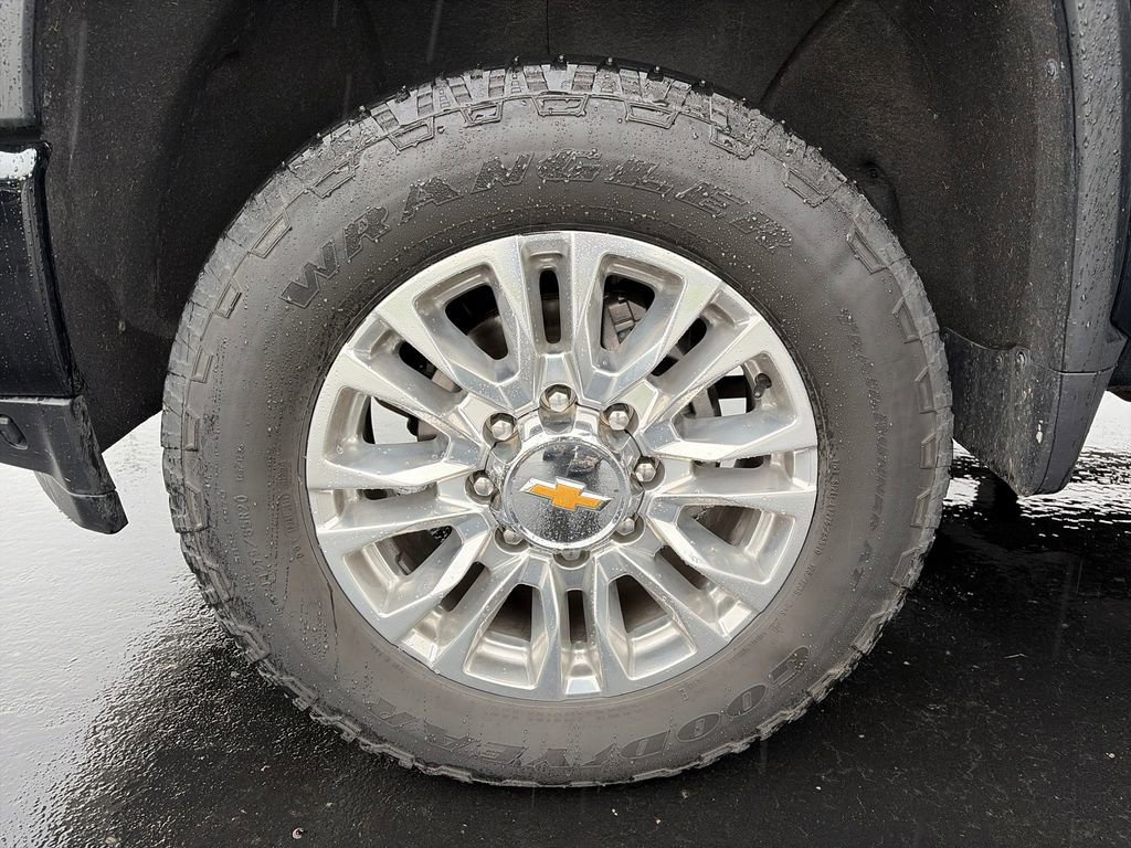 Used 2022 Chevrolet Silverado 3500 High Country w/ Z71 Off-Road Package AWD/4WD image 29