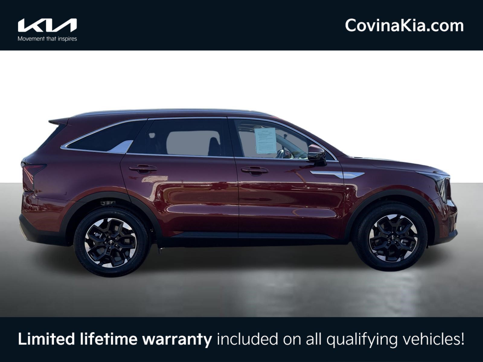 Certified 2025 Kia Sorento S w/ Panoramic Sunroof Package FWD image 9
