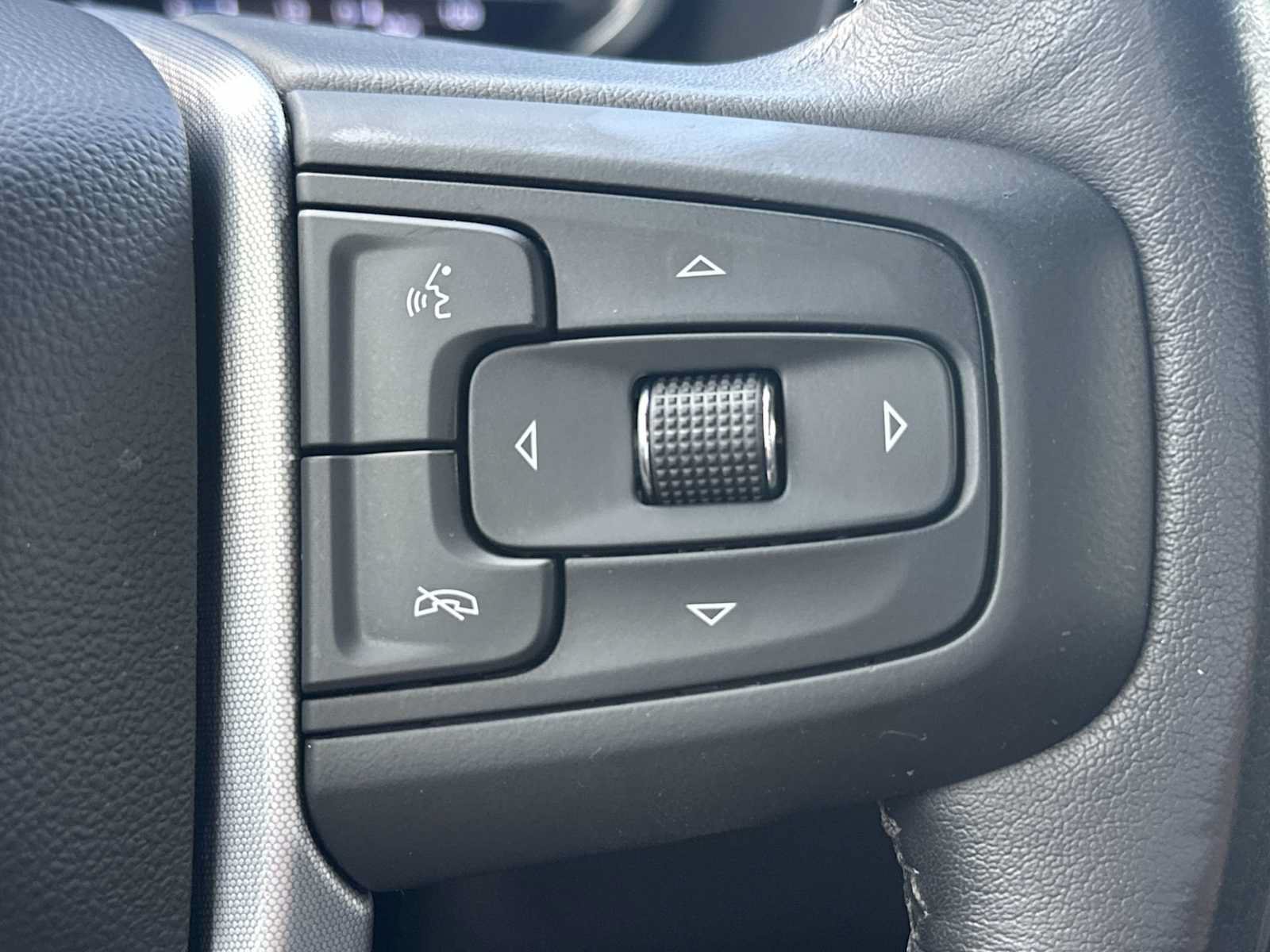 Certified 2023 GMC Yukon SLT AWD/4WD image 27