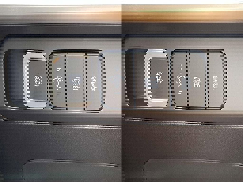 New 2026 Hyundai Santa Fe SE image 19