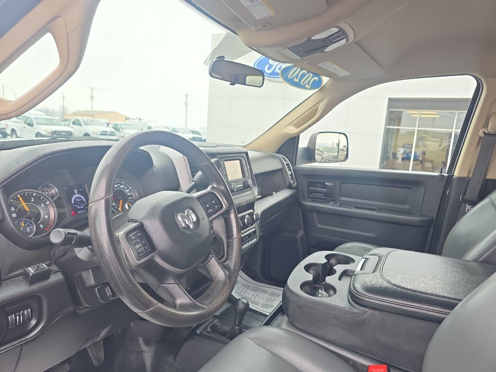 Used 2020 RAM 5500 Tradesman w/ Chrome Appearance Group image 16