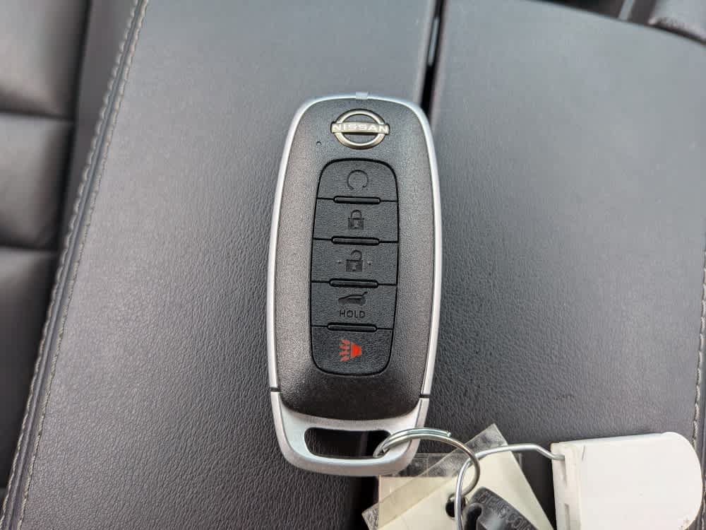 Used 2024 Nissan Rogue SL w/ SL Premium Package AWD/4WD image 34