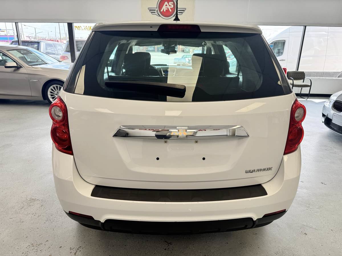 Used 2014 Chevrolet Equinox LS FWD image 11