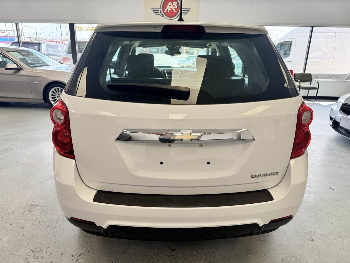 Used 2014 Chevrolet Equinox LS FWD image 11