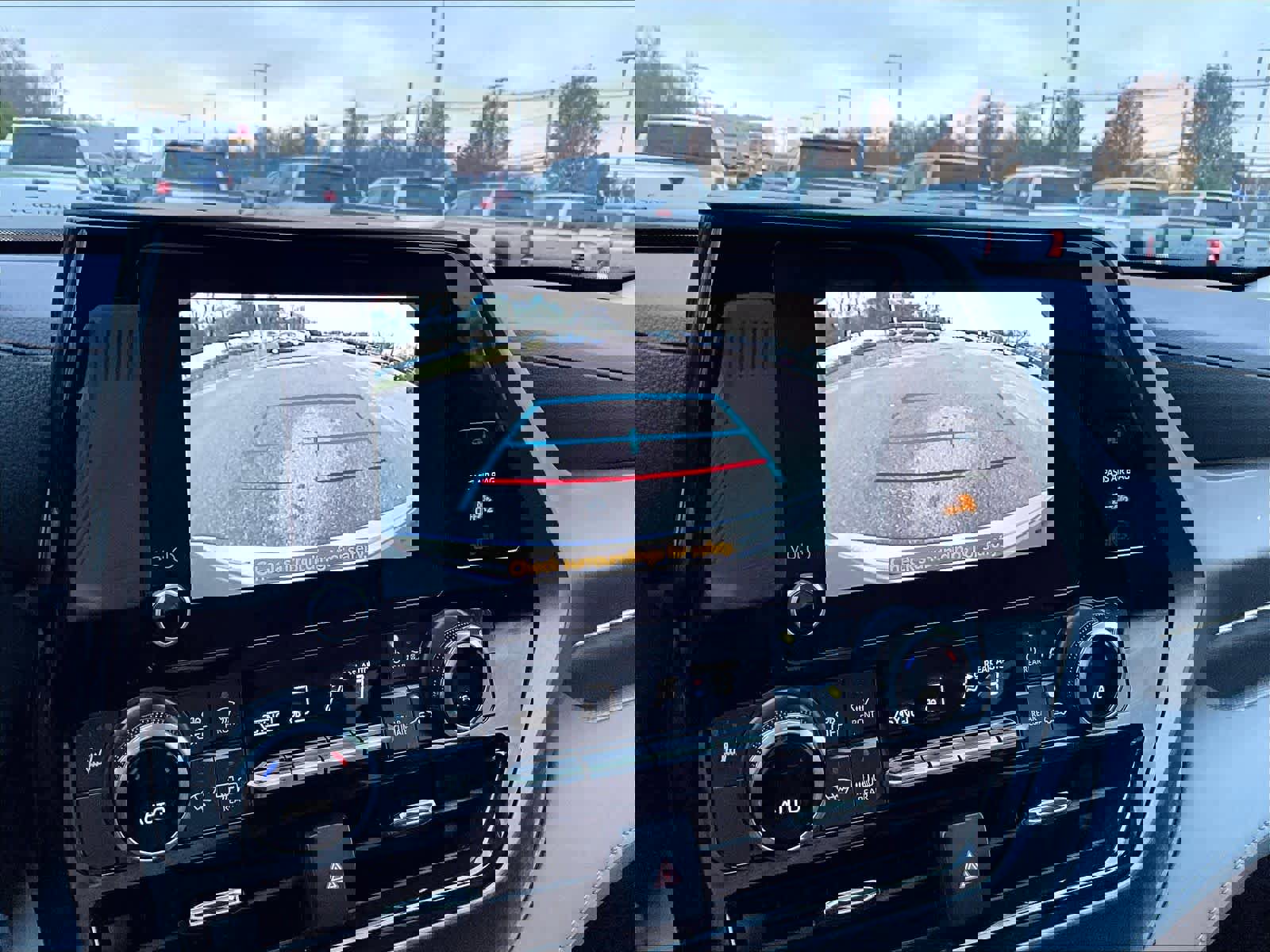 Used 2023 Toyota Highlander XLE image 20