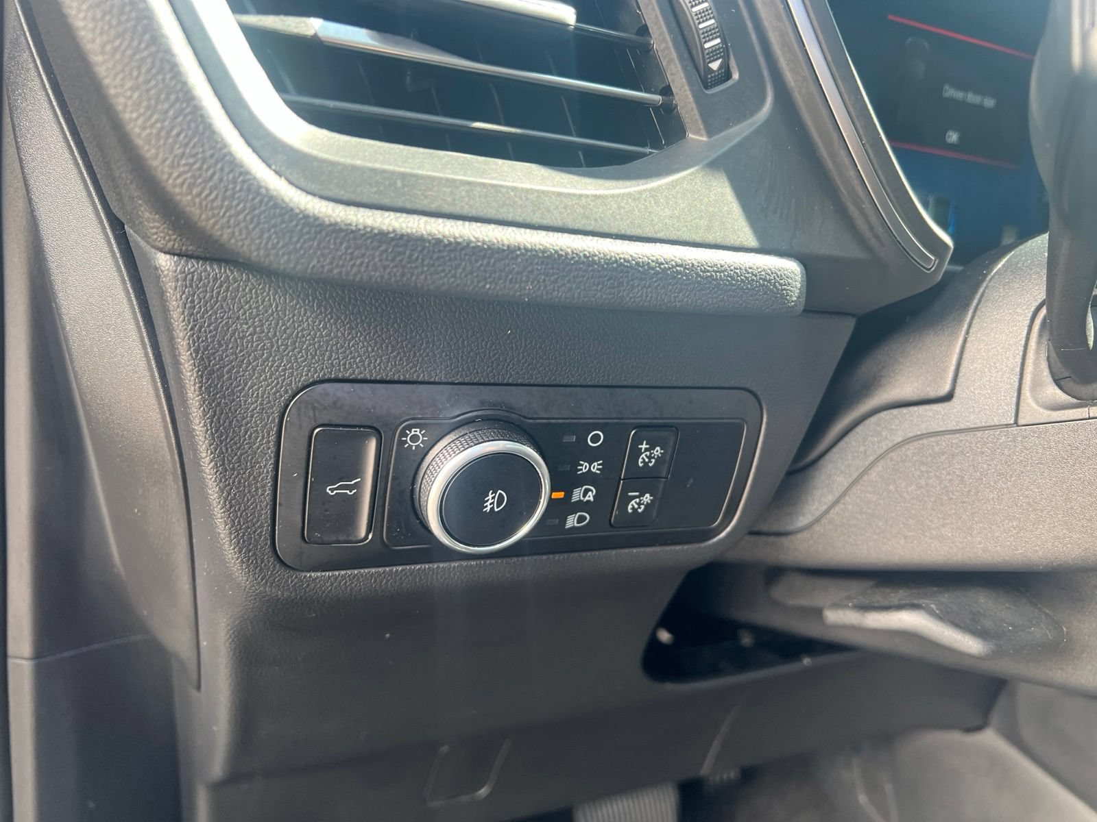 Used 2025 Ford Escape Platinum AWD/4WD image 20