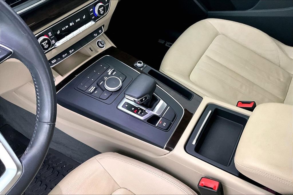 Used 2019 Audi Q5 2.0T Premium image 16