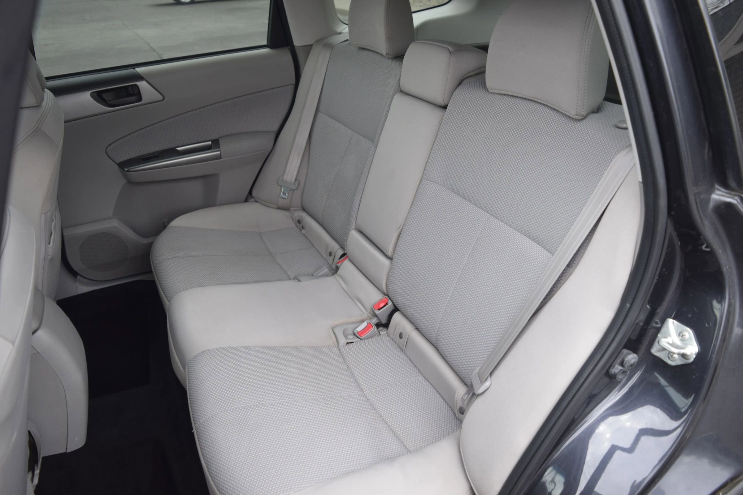 Used 2012 Subaru Forester 2.5X image 7