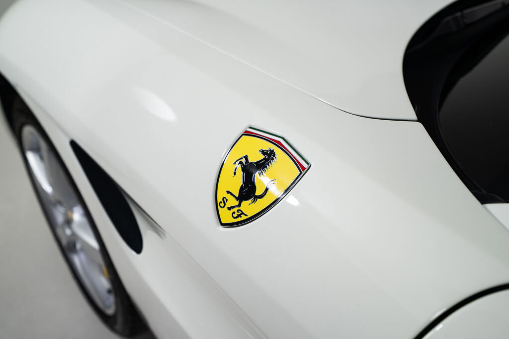 Used 2017 Ferrari California T RWD image 28