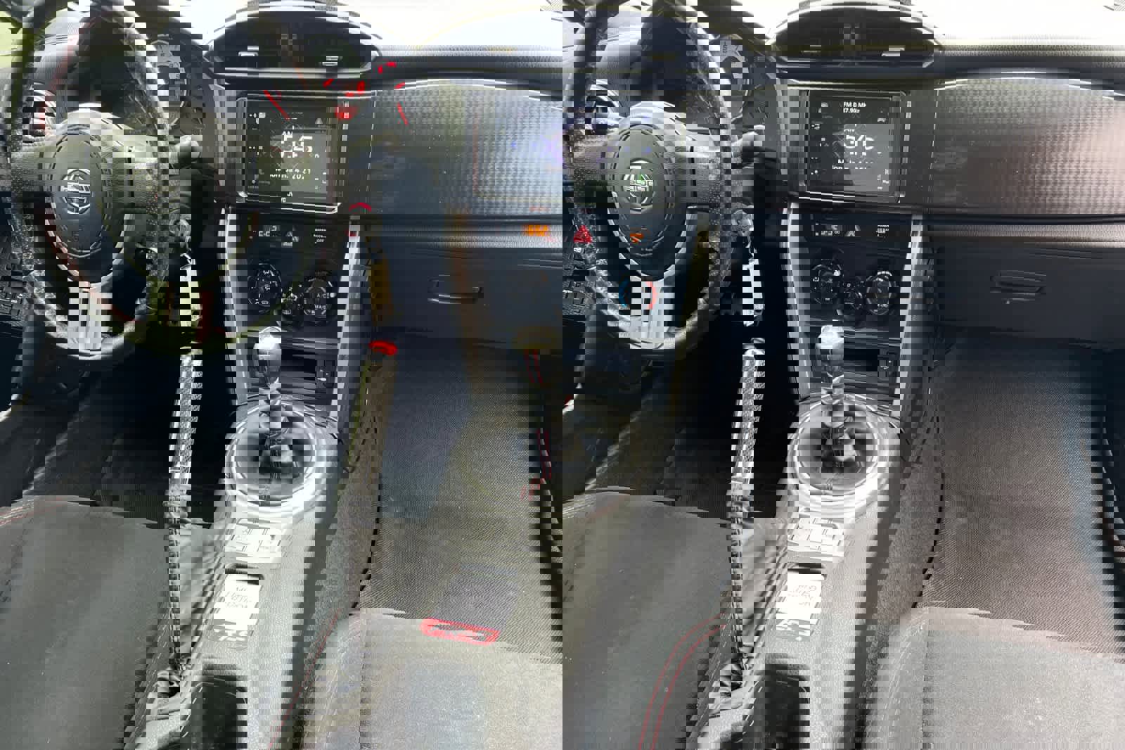 Used 2013 Scion FR-S image 3