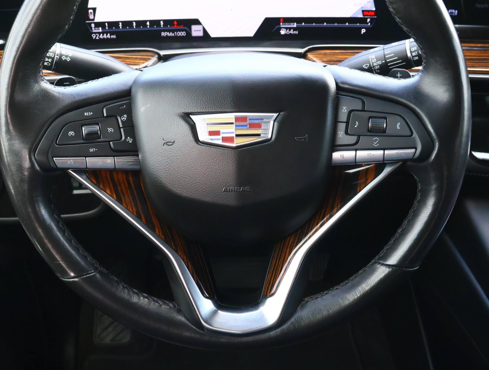Used 2022 Cadillac Escalade Luxury RWD image 13