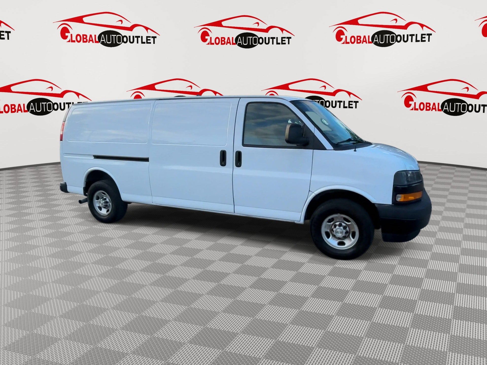Used 2023 Chevrolet Express 3500 Extended w/ Driver Convenience Package RWD image 9