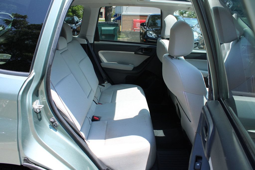 Used 2015 Subaru Forester 2.5i Premium w/ Popular Package #2 AWD/4WD image 30