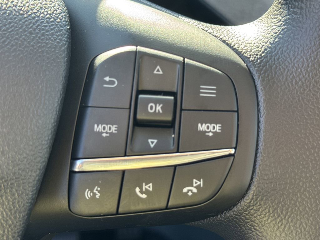 New 2026 Ford Maverick XLT image 25