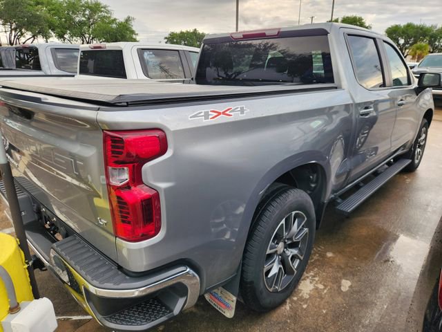 Used 2023 Chevrolet Silverado 1500 LT AWD/4WD image 5