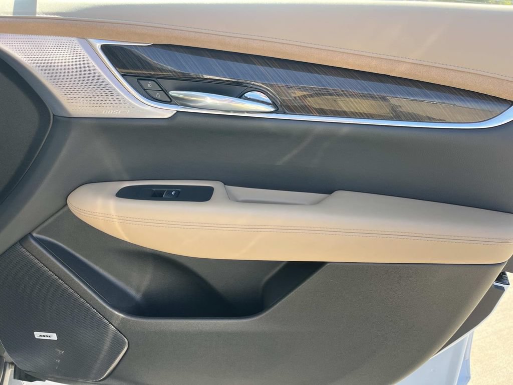 Certified 2024 Cadillac XT6 Sport w/ Platinum Package AWD/4WD image 28