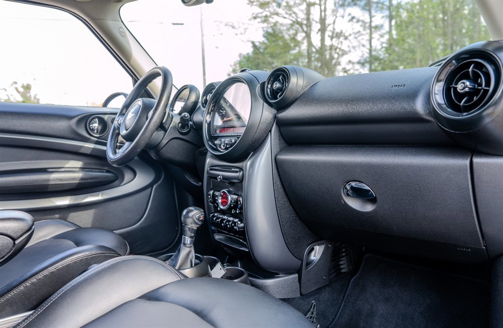 Used 2015 MINI Cooper Paceman S image 30